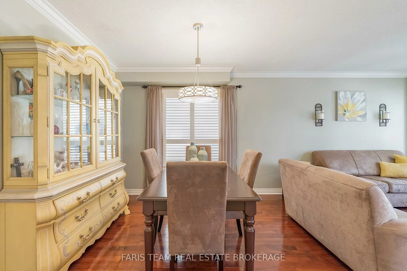 43, Maple Crown, Innis-Shore, Barrie