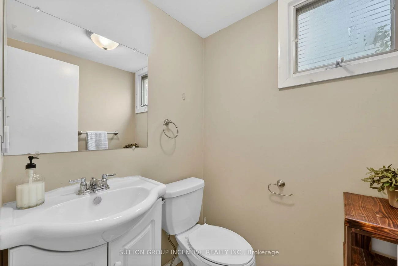 8, Patton, Painswick North, Barrie