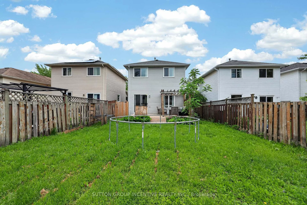 8, Patton, Painswick North, Barrie