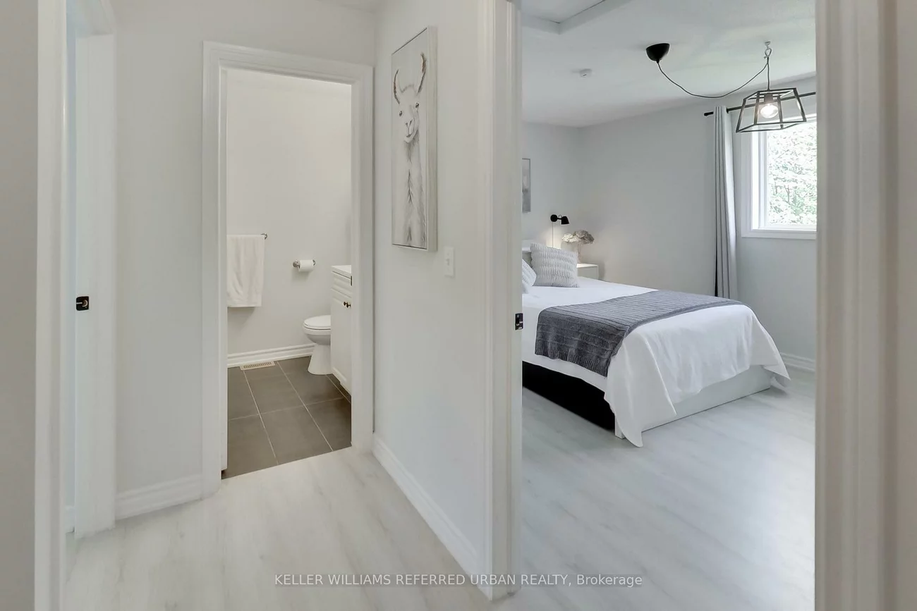 27, Lount, Wellington, Barrie