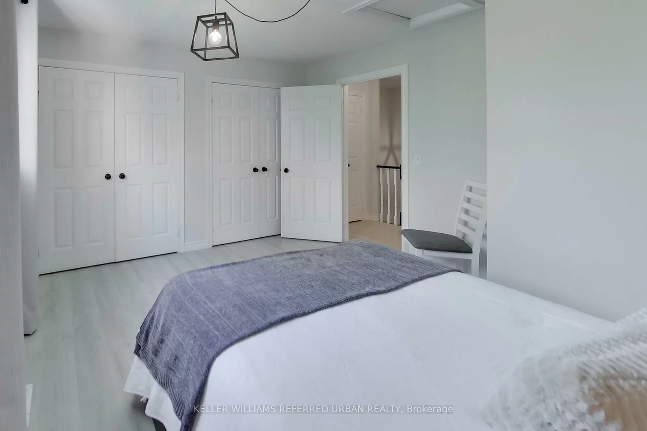 27, Lount, Wellington, Barrie