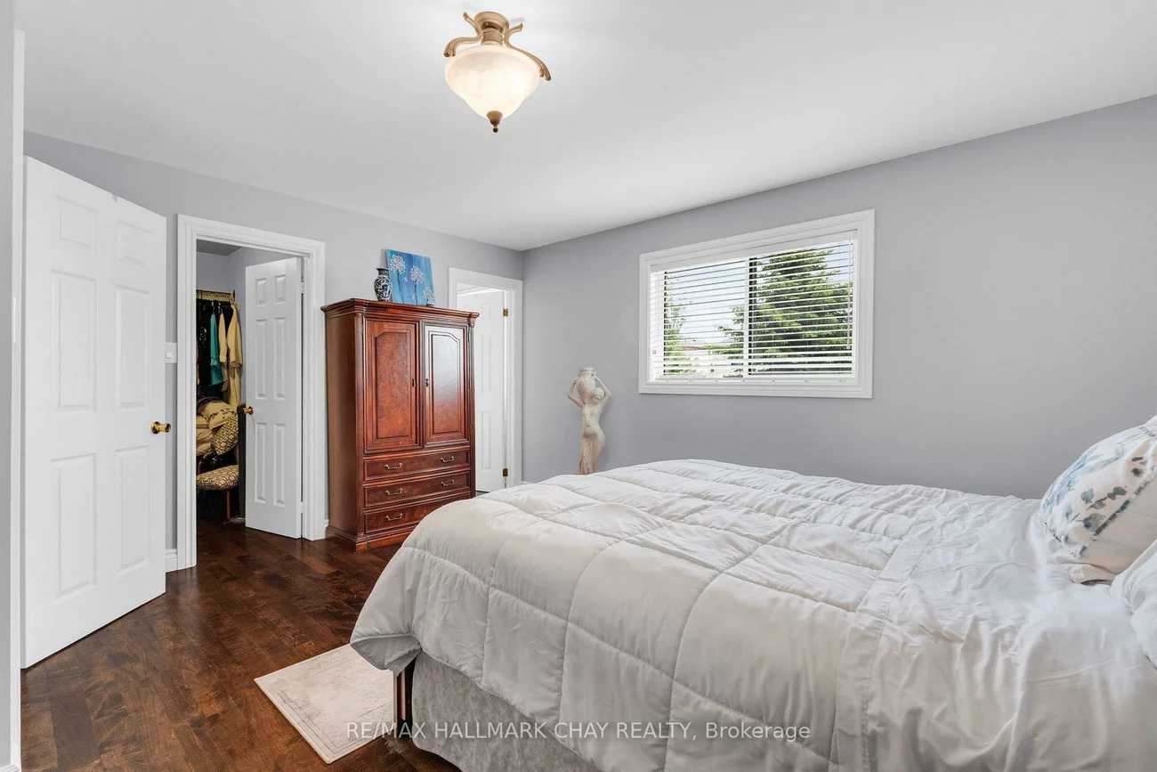 317, Harvie, Holly, Barrie