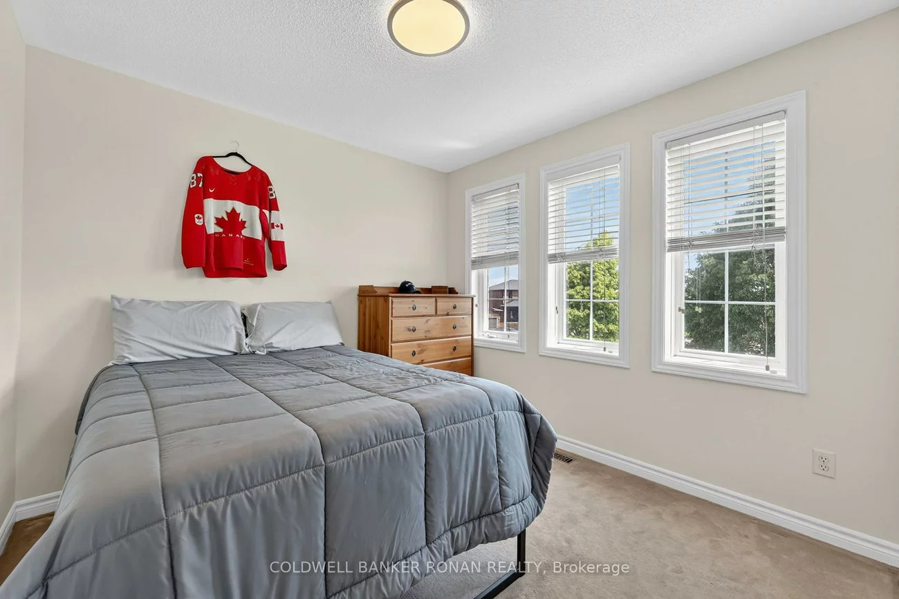 24, Ryan, Little Lake, Barrie