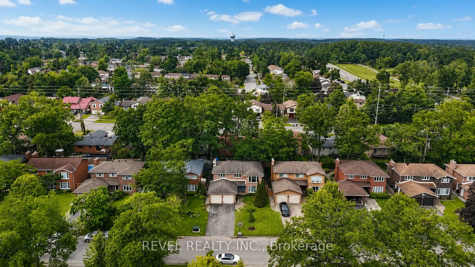 53, Oakridge, Sunnidale, Barrie
