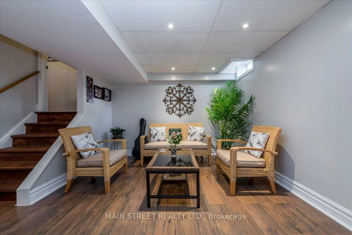 128, Tunbridge, Georgian Drive, Barrie