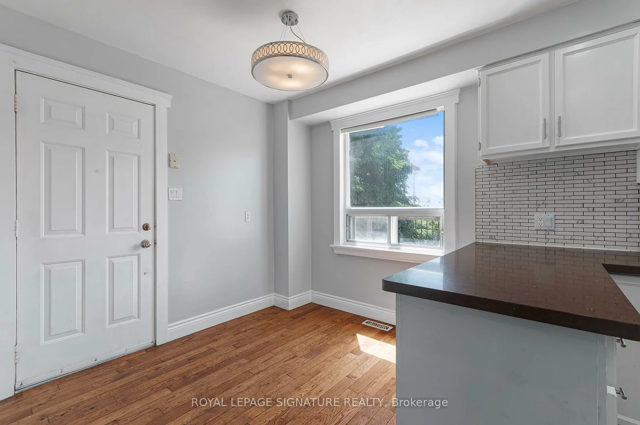 27, DAPHNE, Cundles East, Barrie
