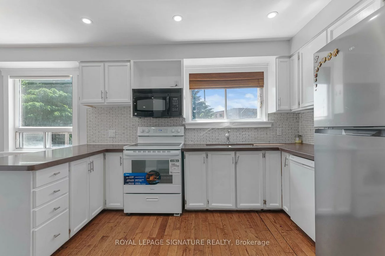 27, DAPHNE, Cundles East, Barrie