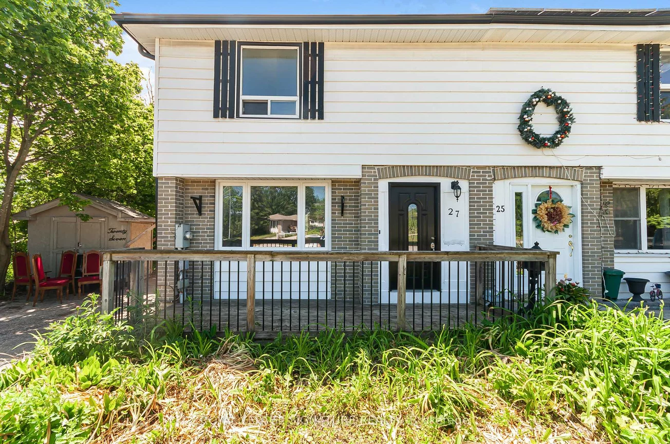 27, DAPHNE, Cundles East, Barrie