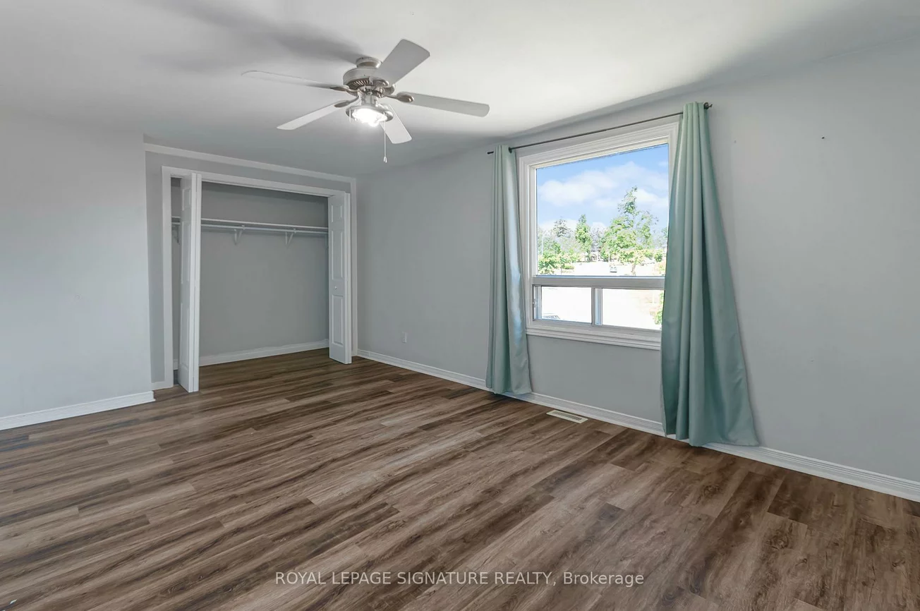 27, DAPHNE, Cundles East, Barrie