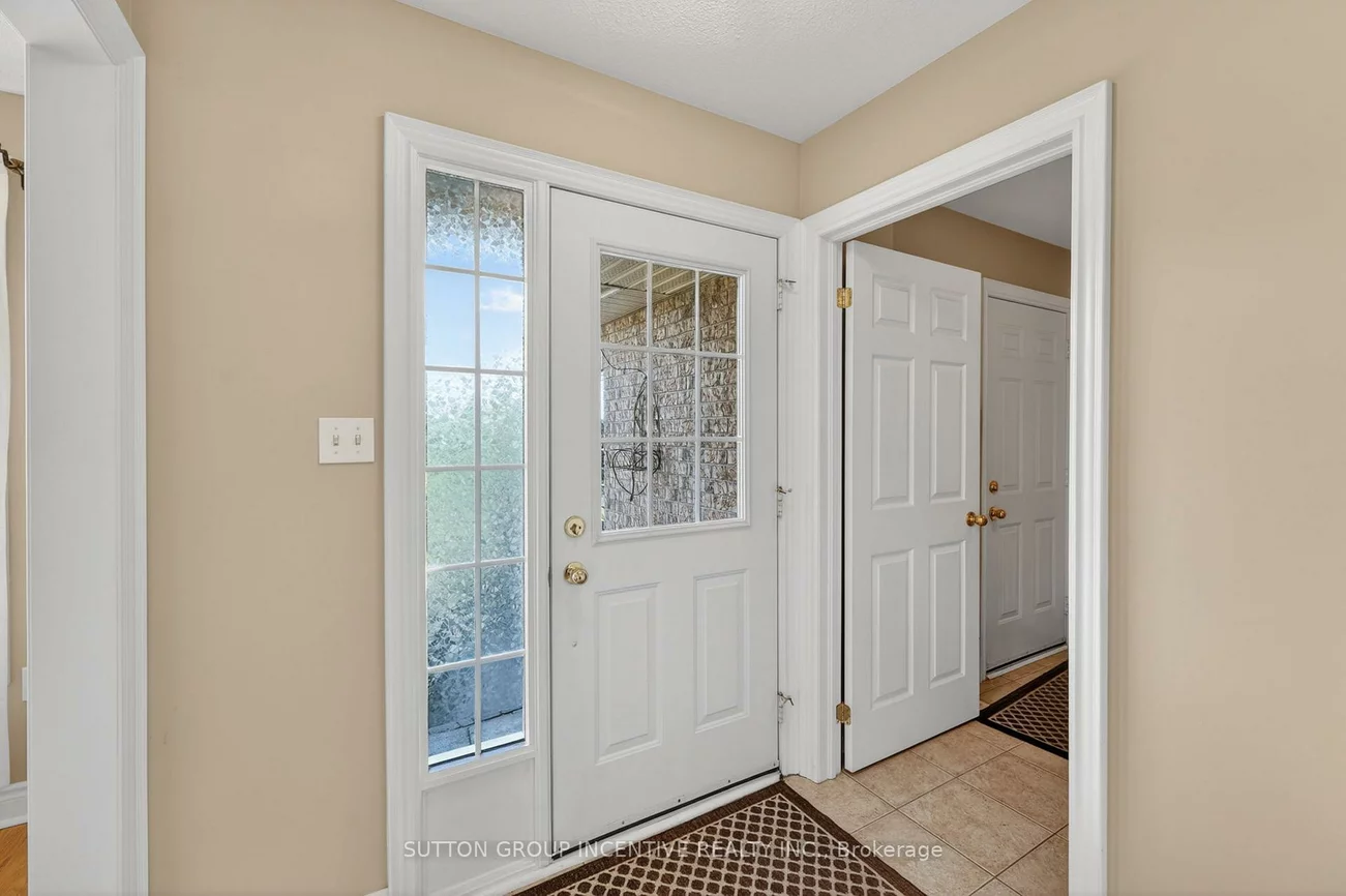 101, Lion's Gate, Little Lake, Barrie