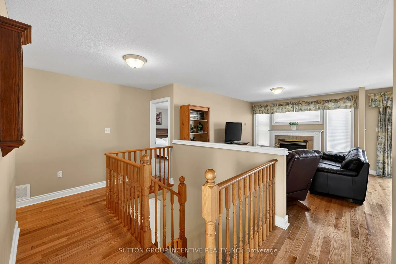 101, Lion's Gate, Little Lake, Barrie