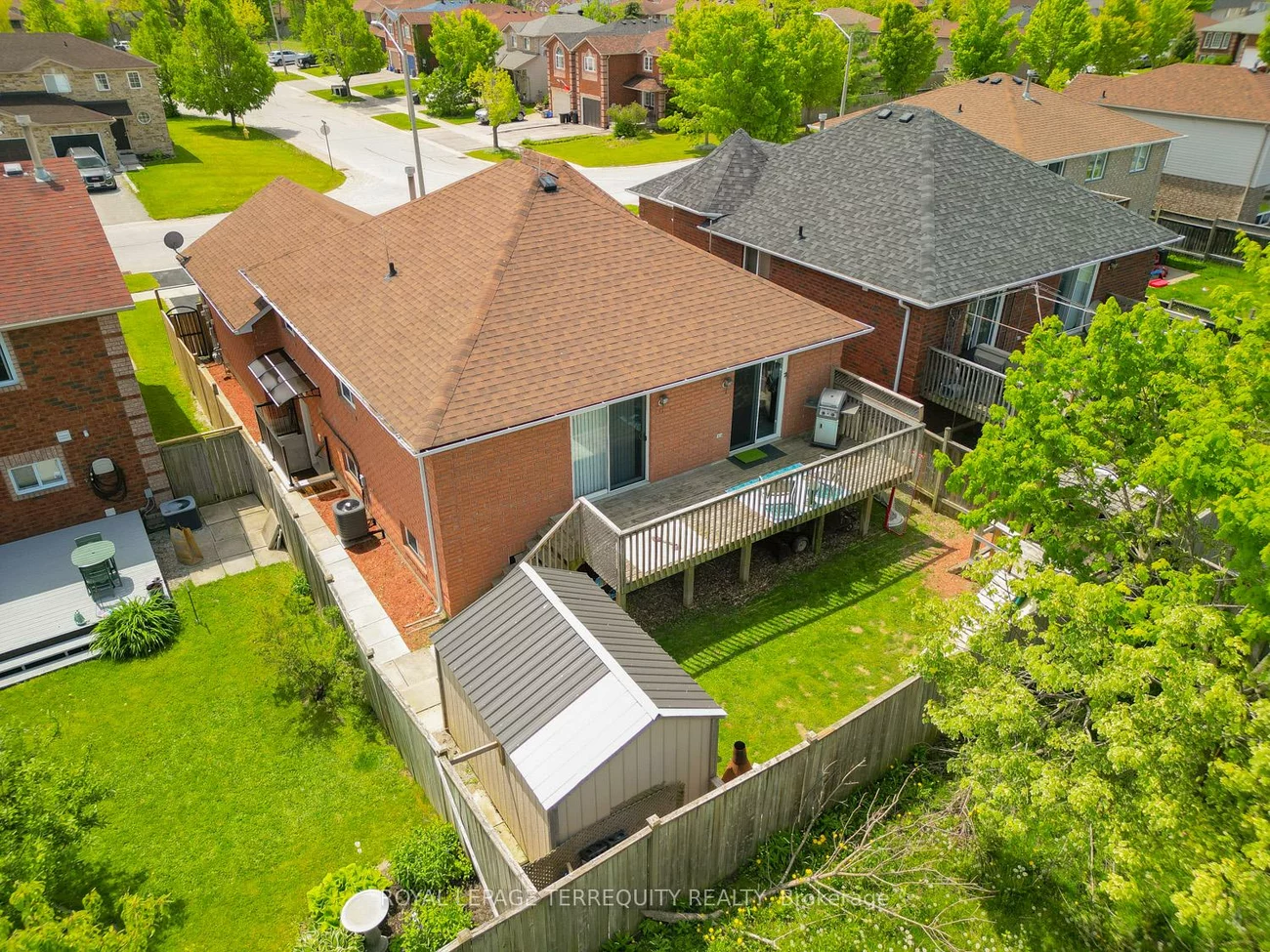 14, Hewitt, Georgian Drive, Barrie