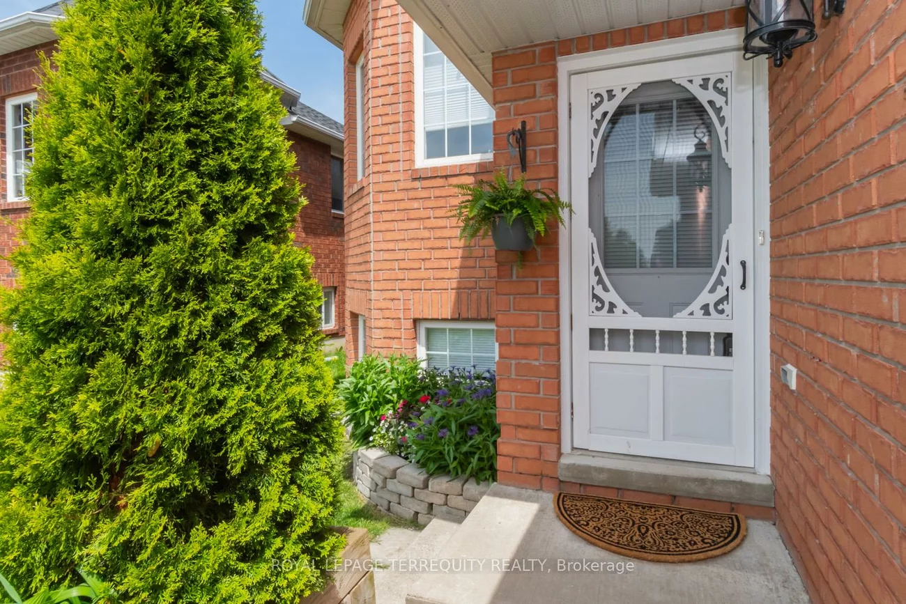 14, Hewitt, Georgian Drive, Barrie