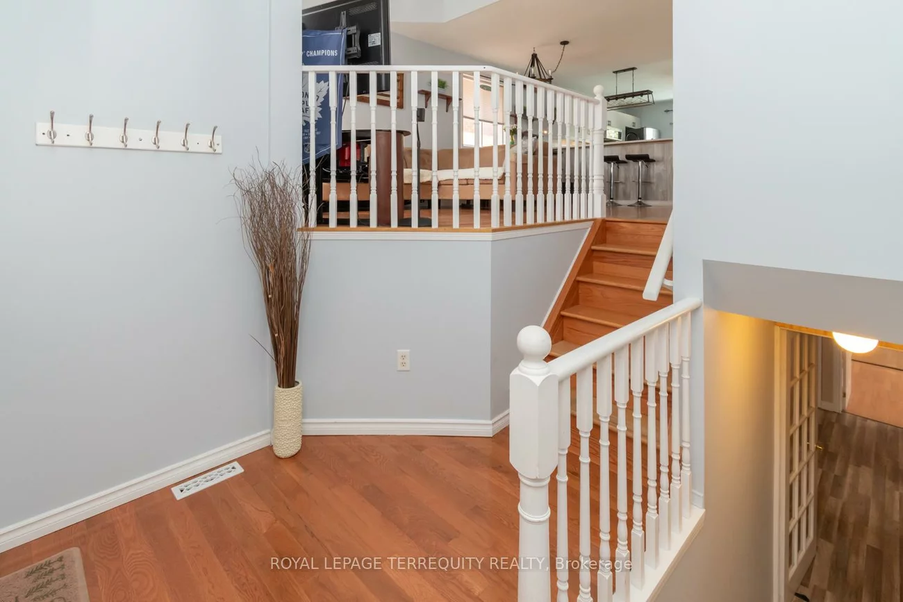 14, Hewitt, Georgian Drive, Barrie
