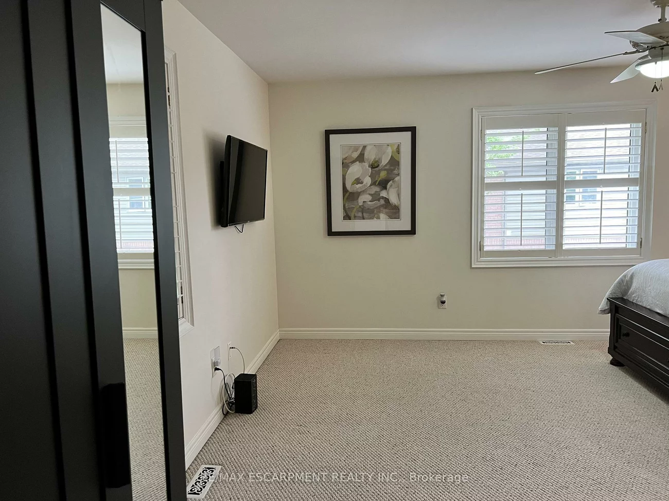 210, Owen, Wellington, Barrie
