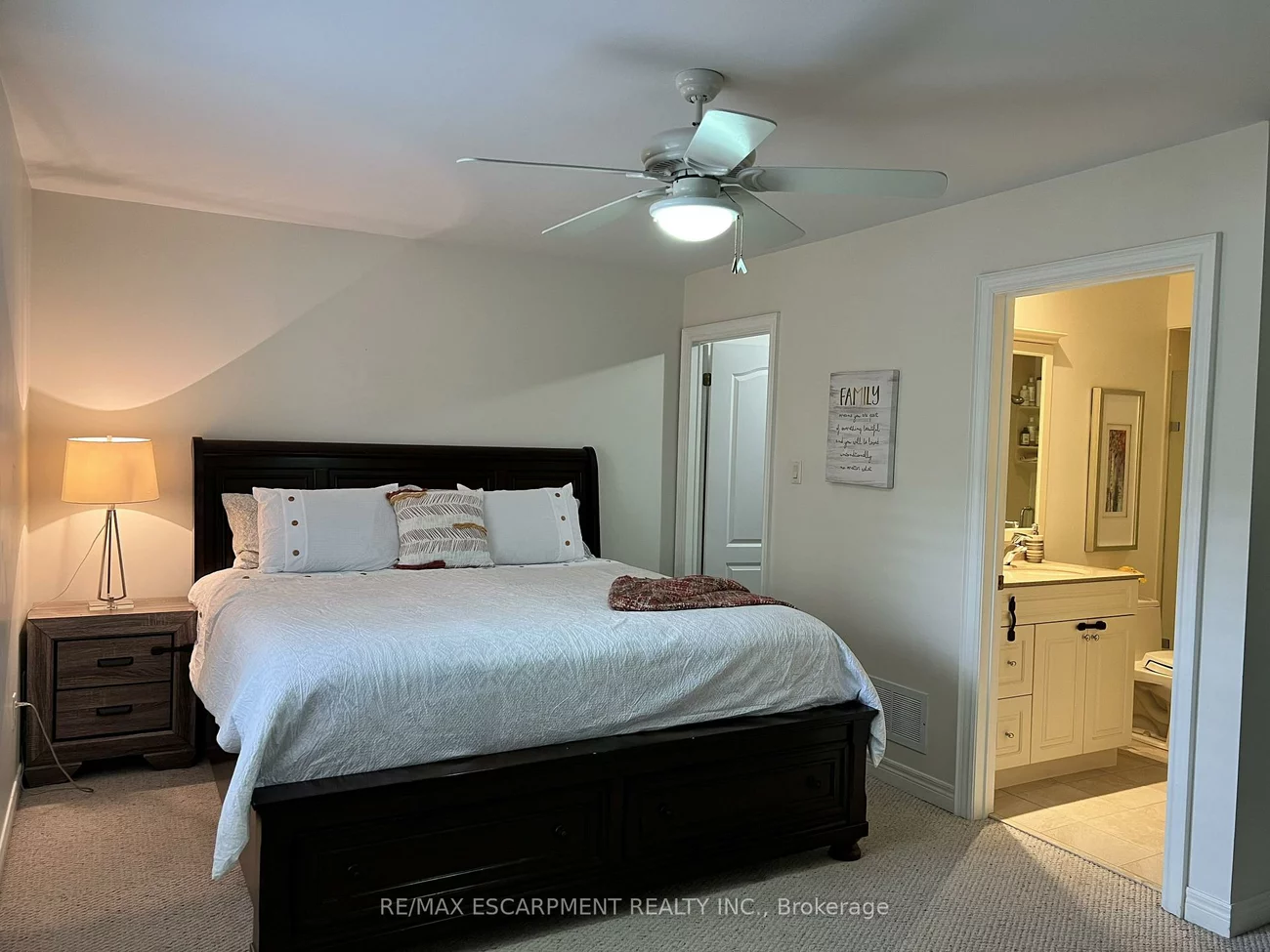 210, Owen, Wellington, Barrie