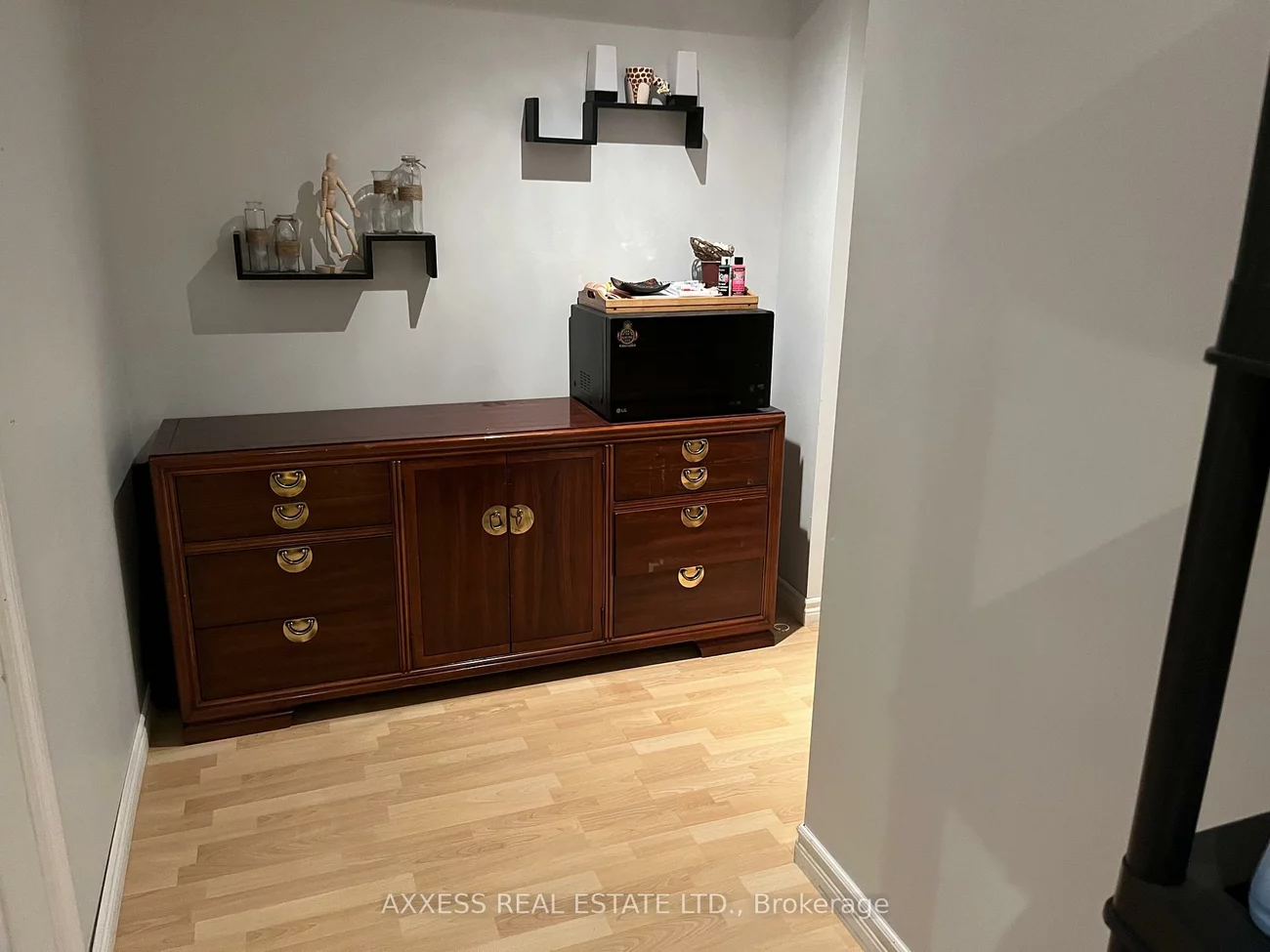 234, Esther, Painswick South, Barrie