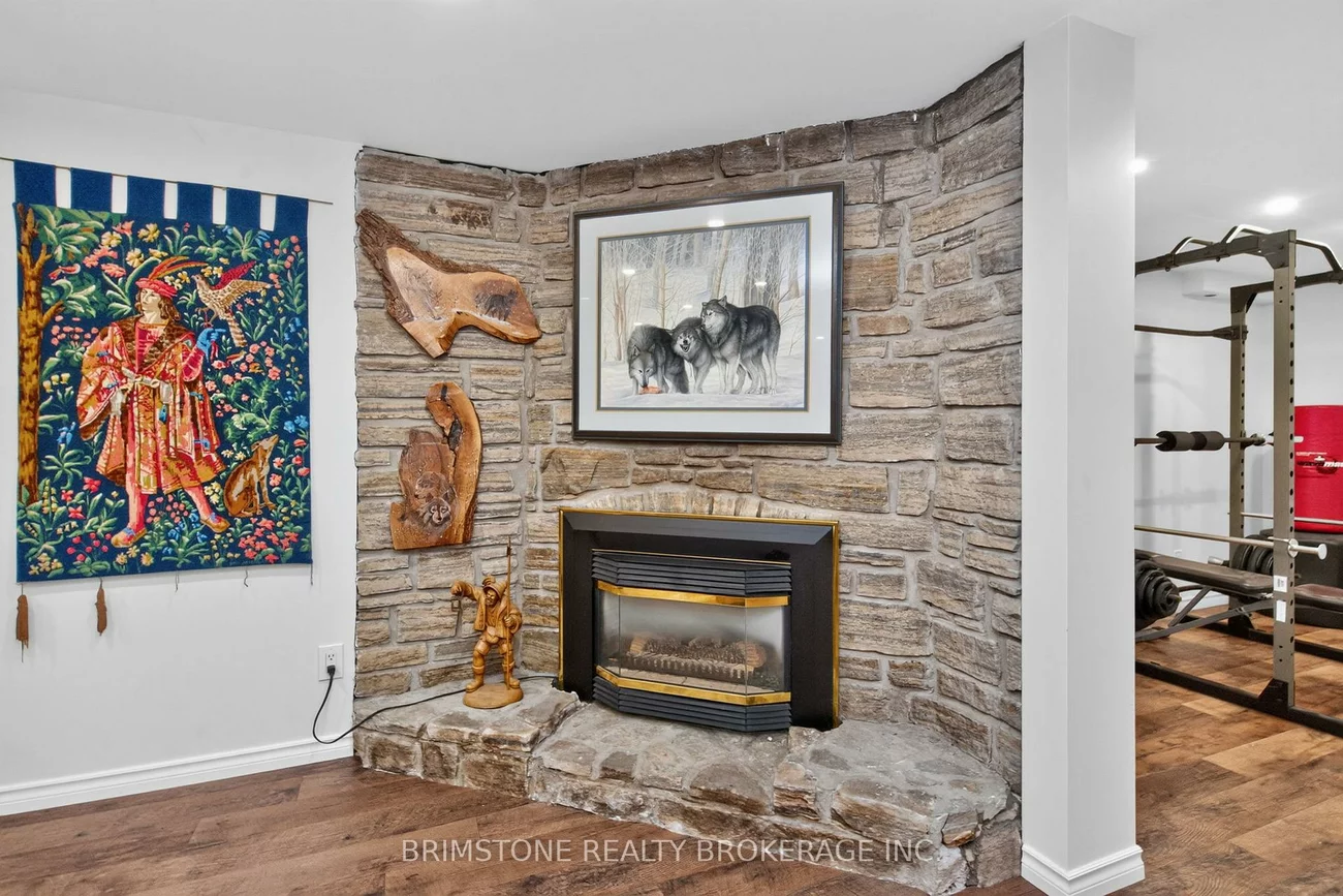 22, Lonsdale, Grove East, Barrie