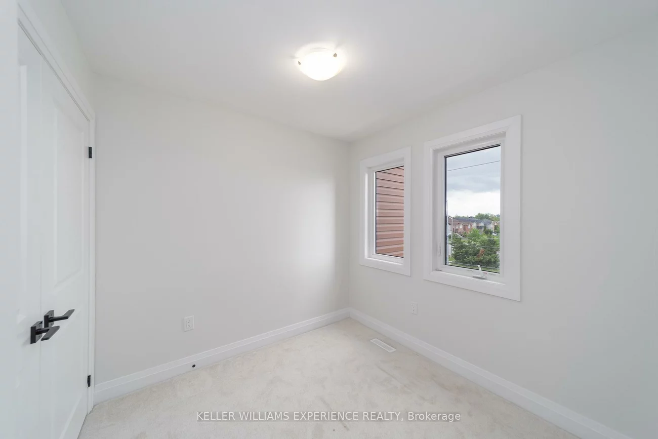 101, Fairlane, Painswick South, Barrie