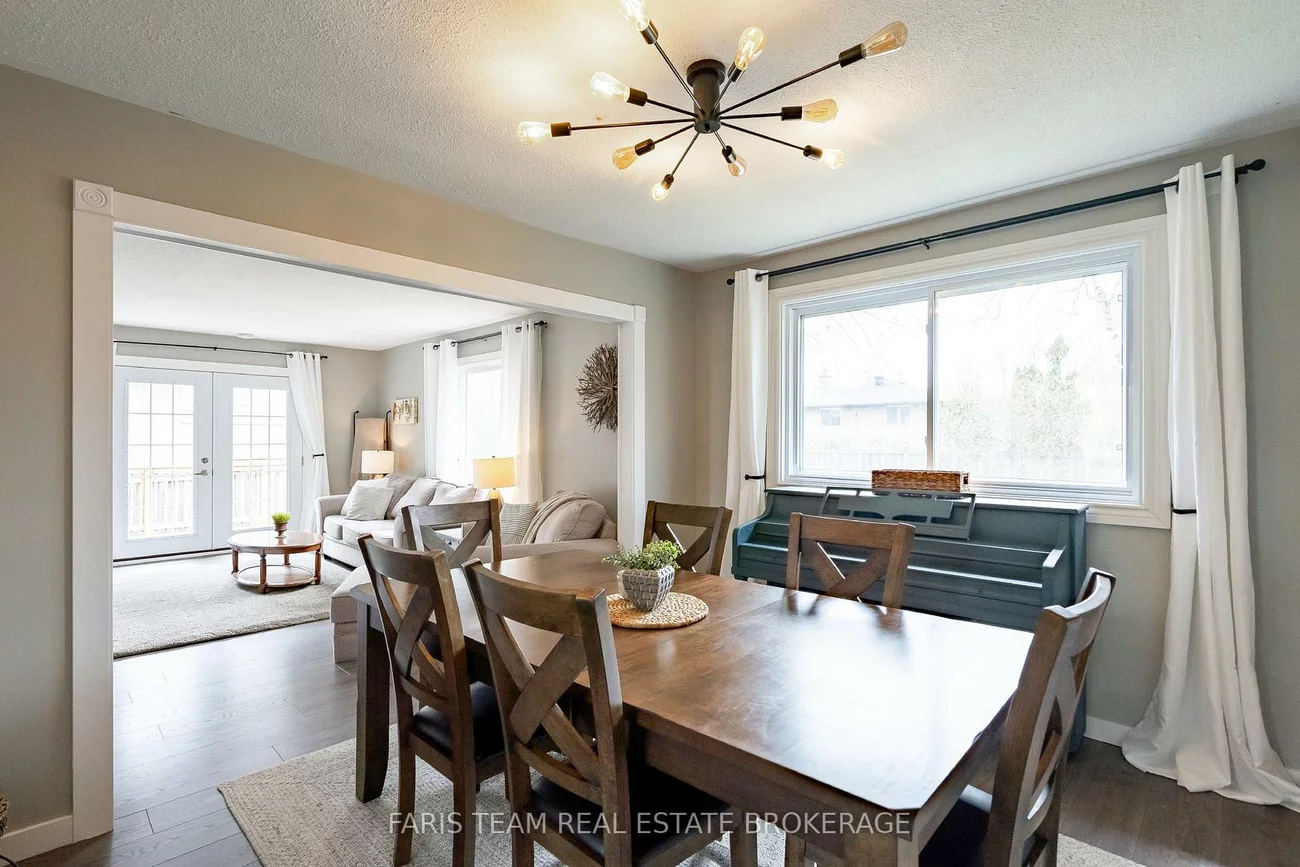 20, Carol, Allandale Heights, Barrie