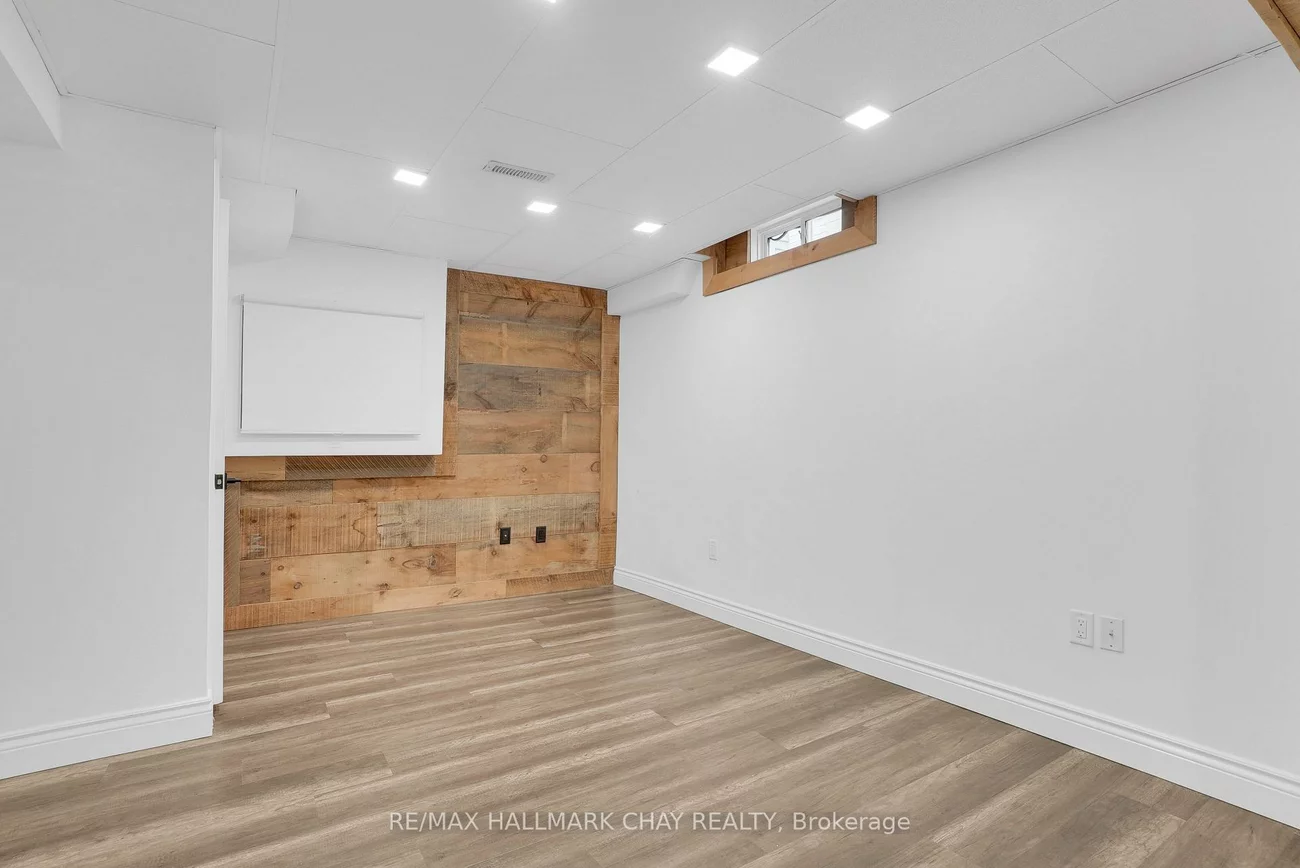 100, Copeman, Painswick North, Barrie