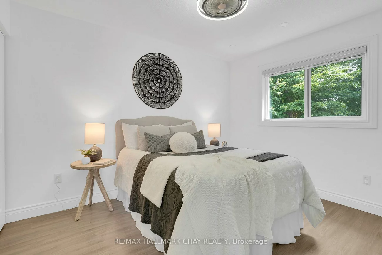 100, Copeman, Painswick North, Barrie