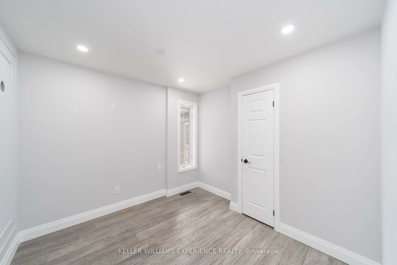 90, Sproule, Edgehill Drive, Barrie
