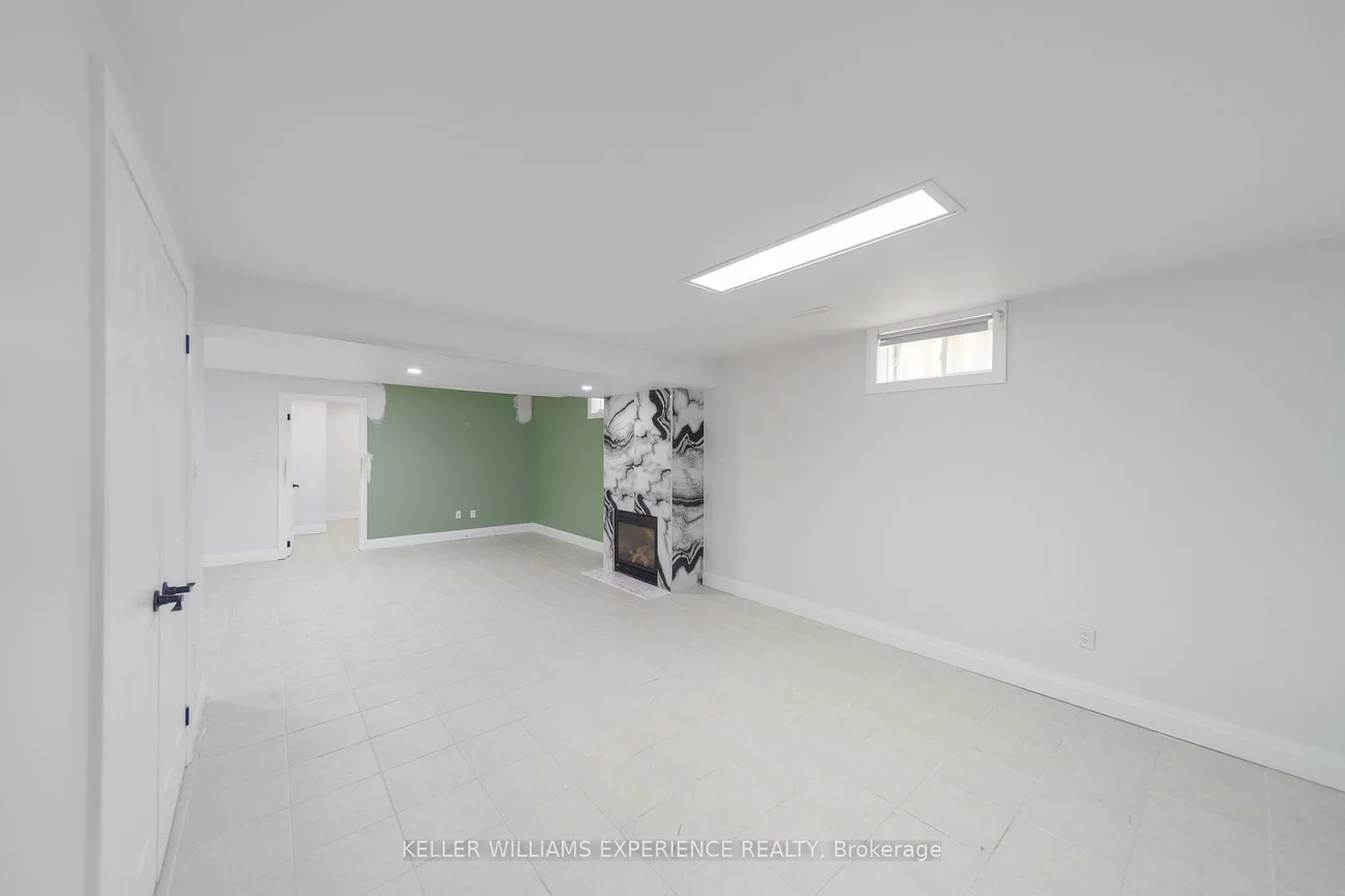 90, Sproule, Edgehill Drive, Barrie