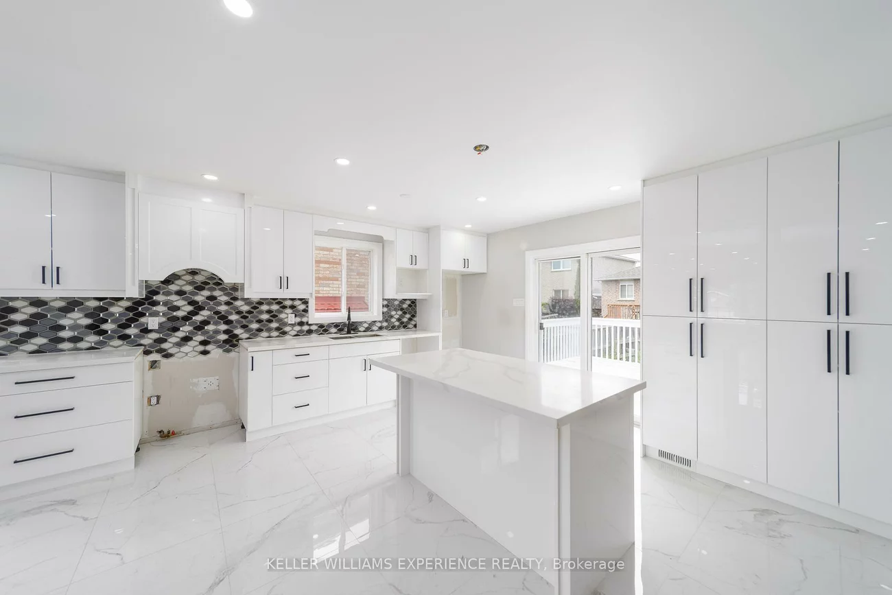 90, Sproule, Edgehill Drive, Barrie