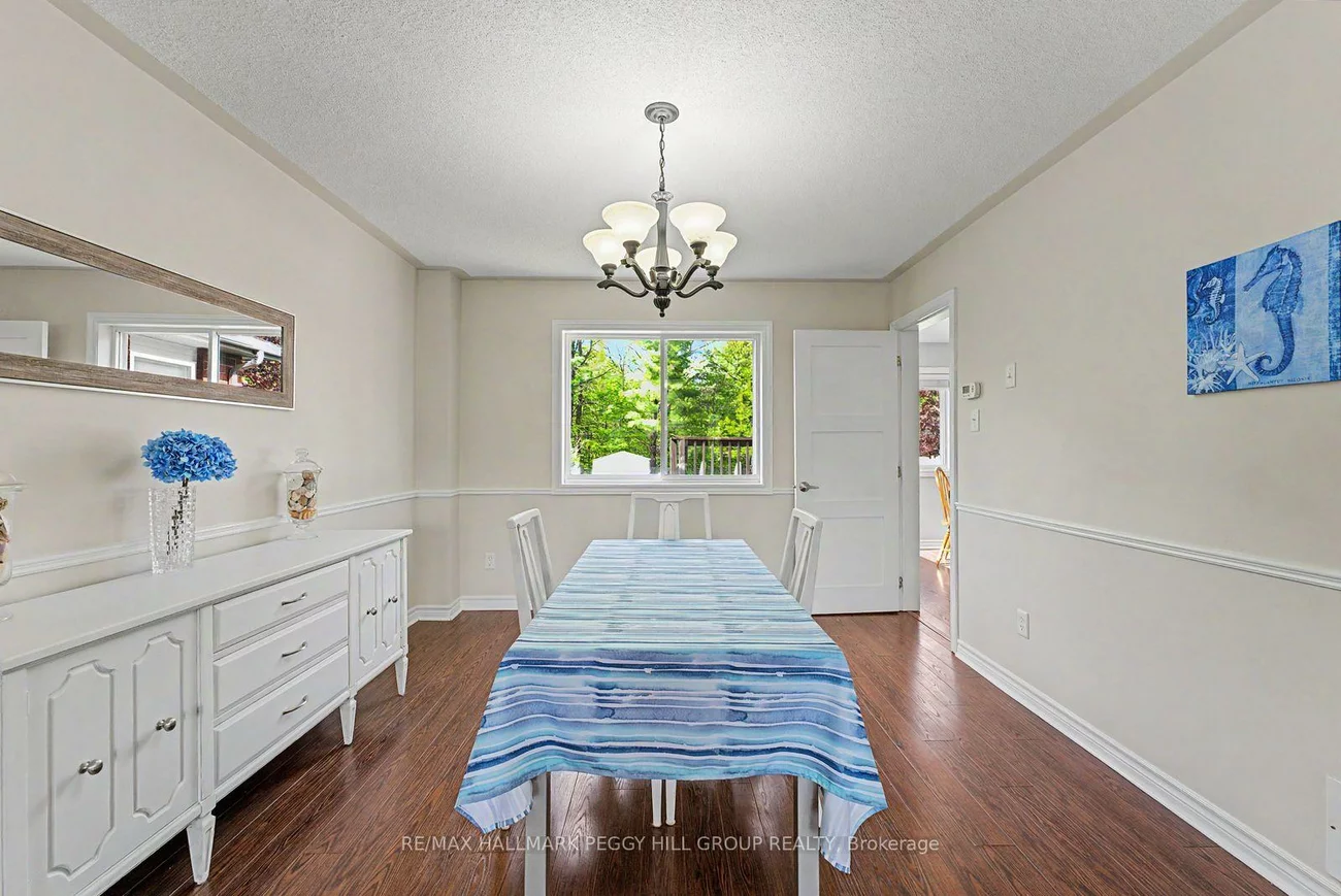 26, Kenwell, Holly, Barrie