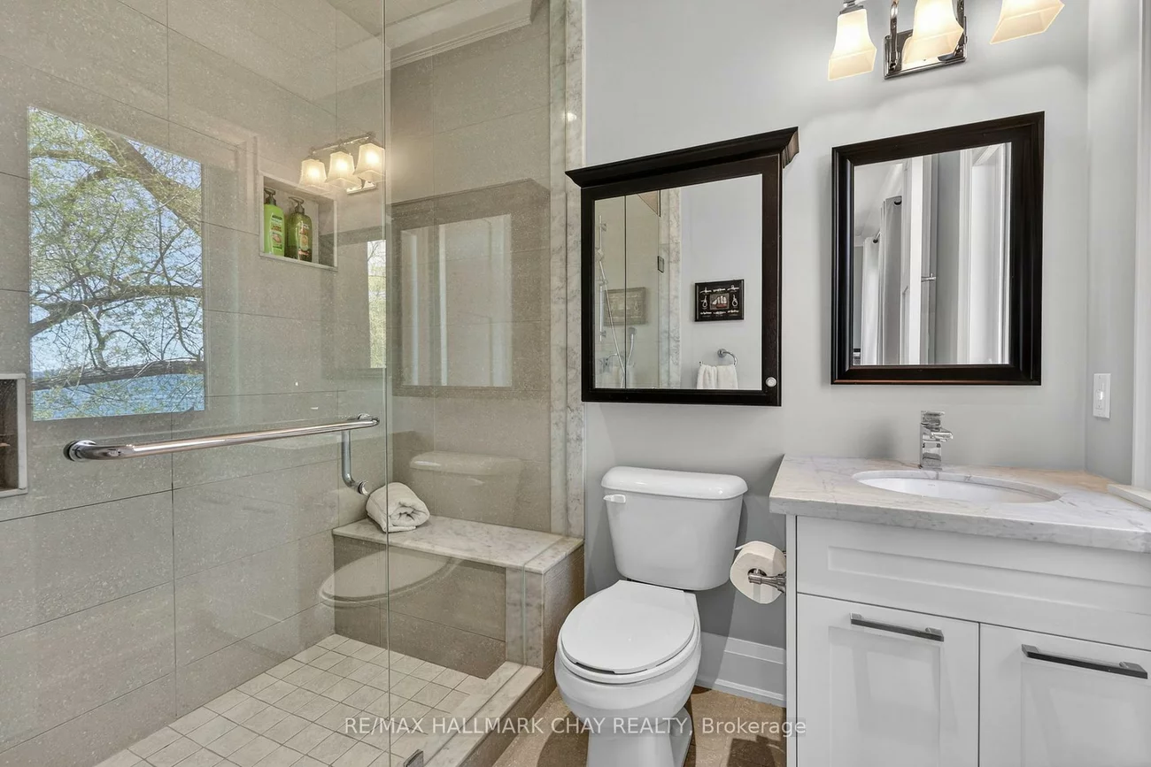 230, Kempview, South Shore, Barrie