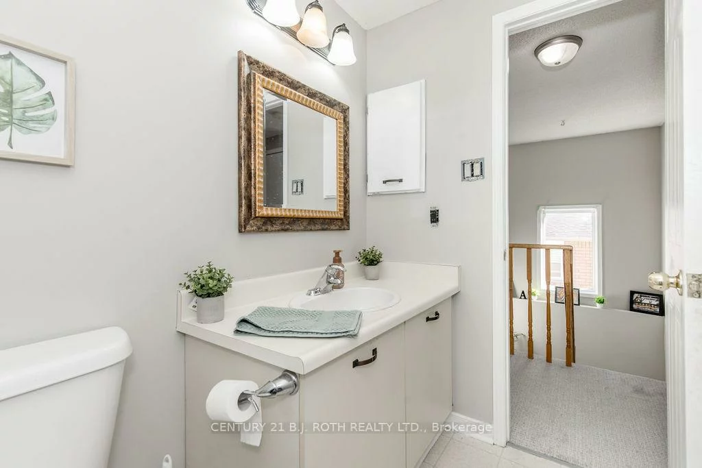 99, CARDINAL, Cundles East, Barrie