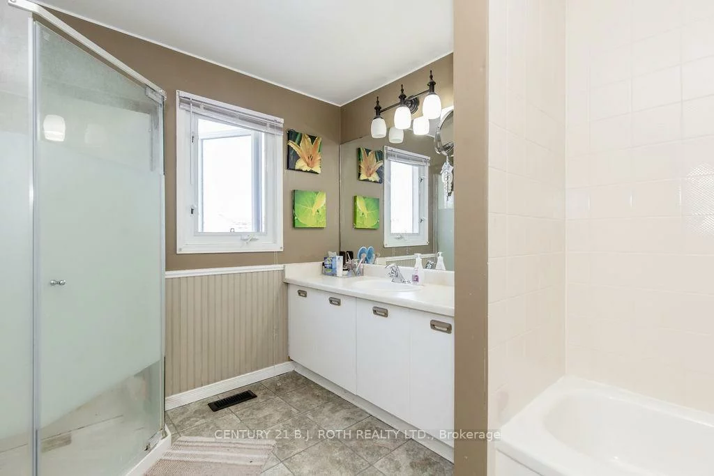 99, CARDINAL, Cundles East, Barrie