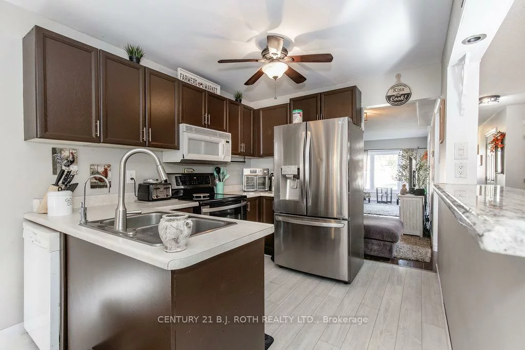 99, CARDINAL, Cundles East, Barrie