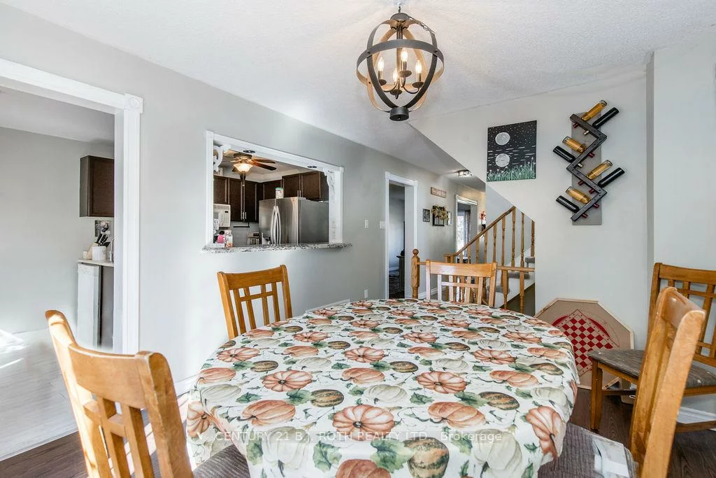 99, CARDINAL, Cundles East, Barrie