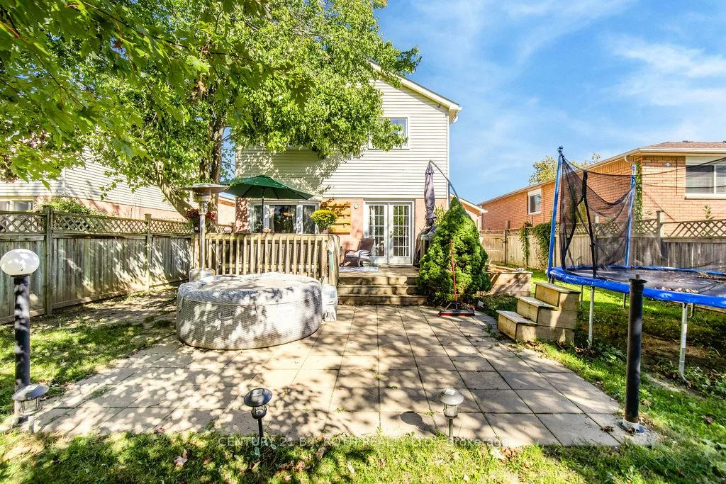 99, CARDINAL, Cundles East, Barrie