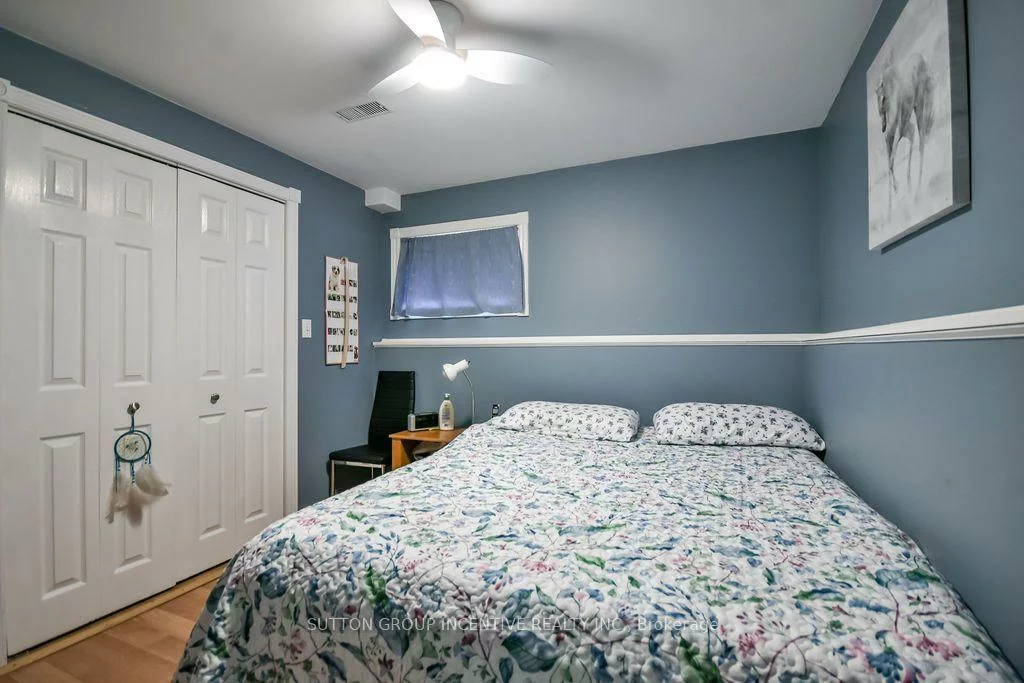 10, Palling, Grove East, Barrie