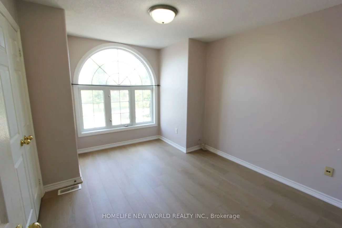 37, Grants, Ardagh, Barrie