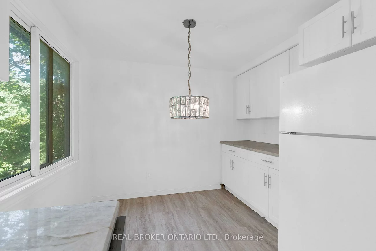 57, Bernick, Grove East, Barrie