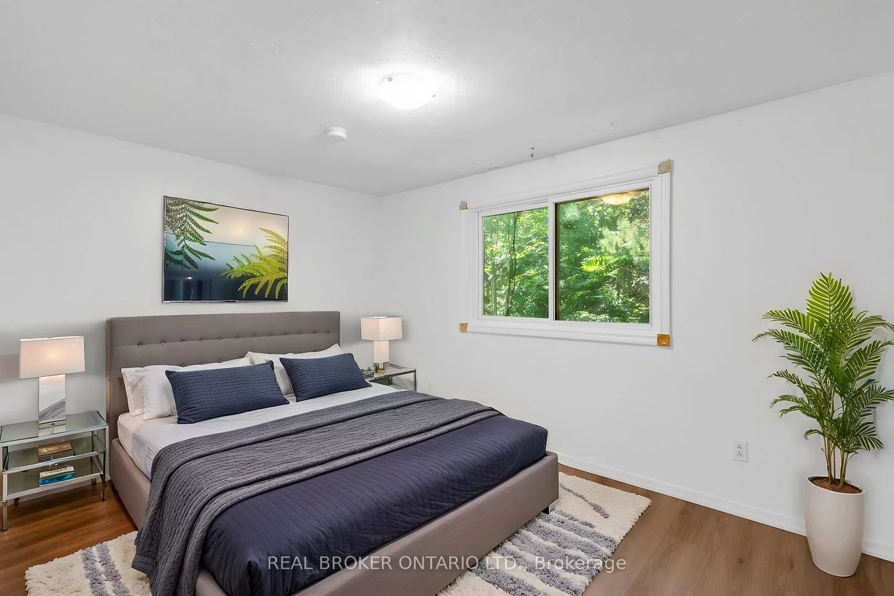 57, Bernick, Grove East, Barrie