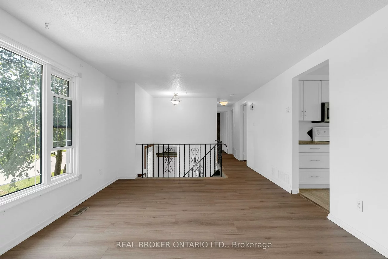 57, Bernick, Grove East, Barrie