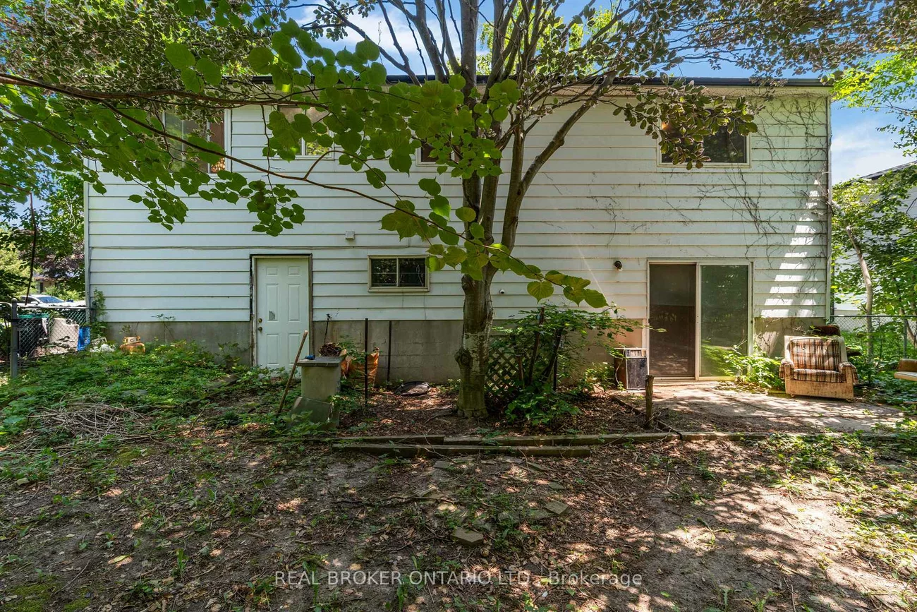 57, Bernick, Grove East, Barrie