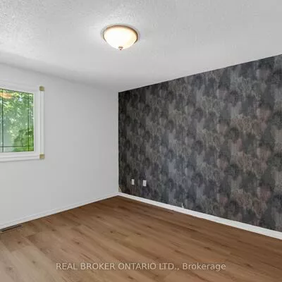 57, Bernick, Grove East, Barrie