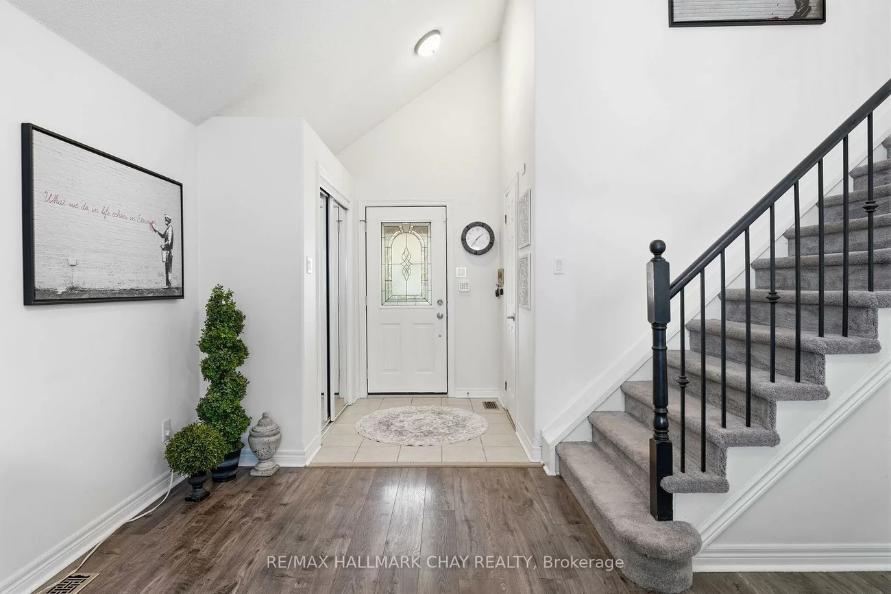 228, Wessenger, North Shore, Barrie