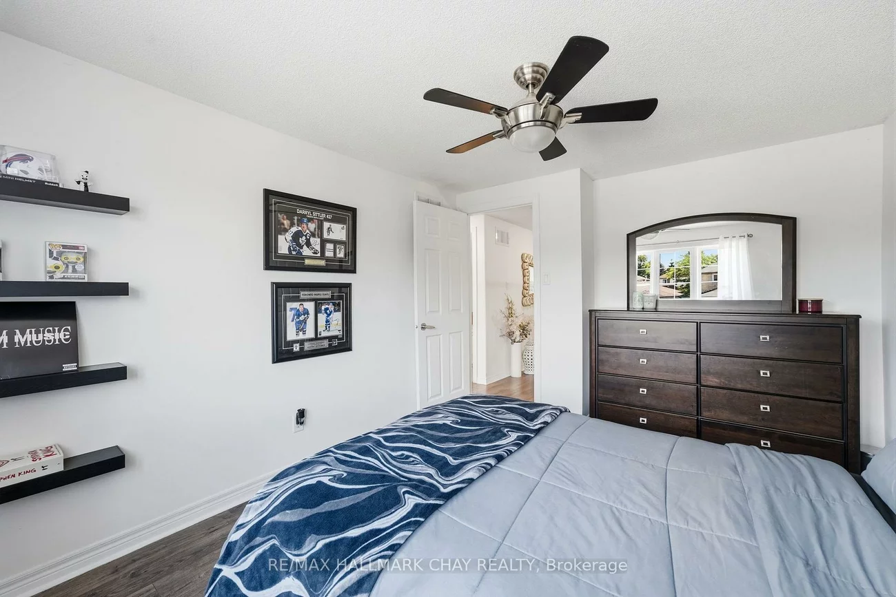 228, Wessenger, North Shore, Barrie