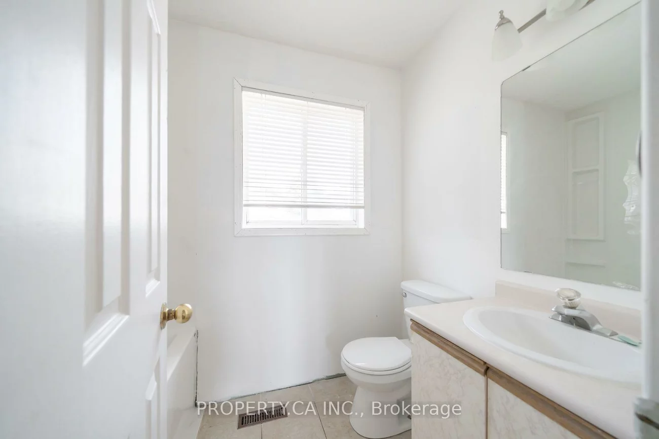 51, Leggott, Painswick North, Barrie