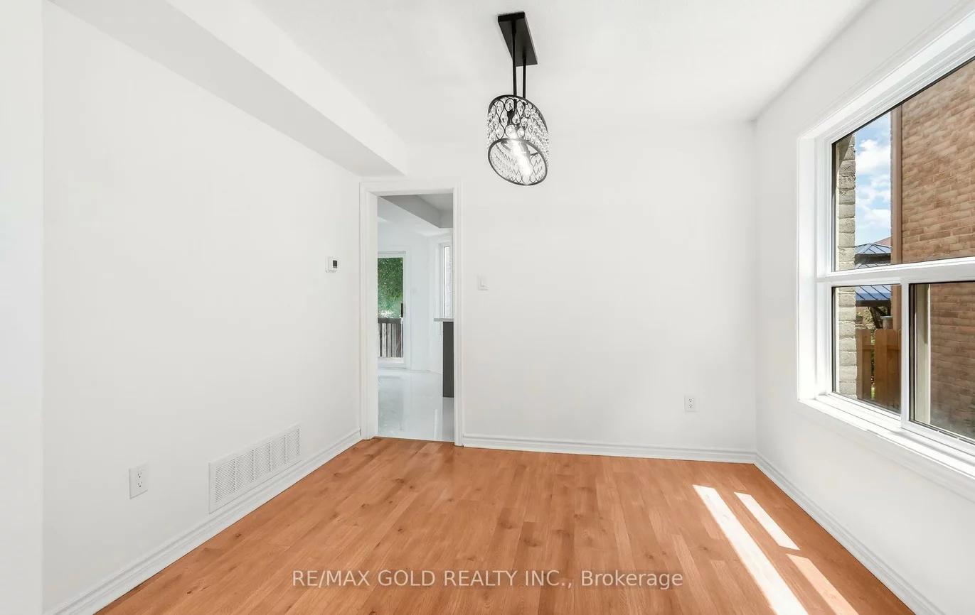 123, Ruffet, Edgehill Drive, Barrie