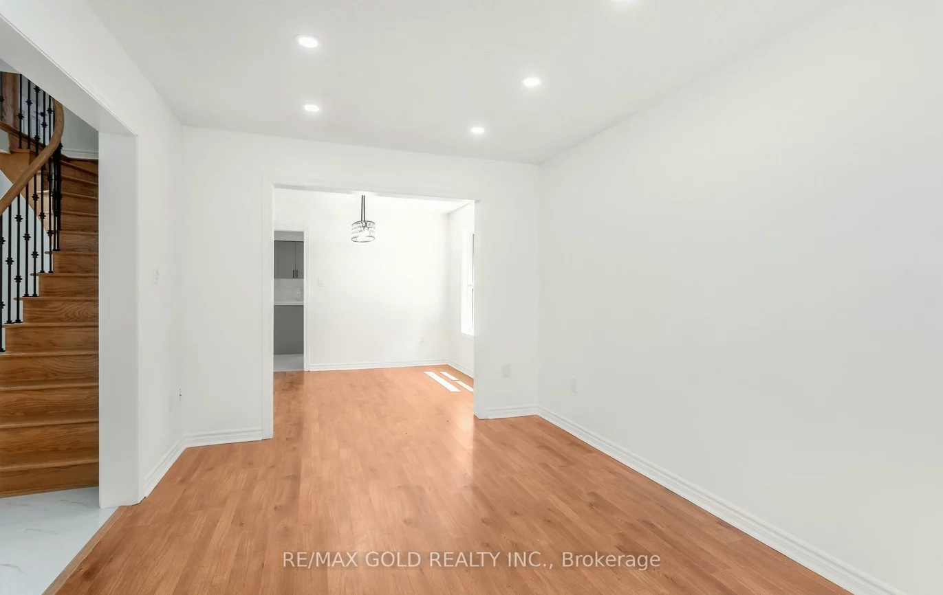 123, Ruffet, Edgehill Drive, Barrie