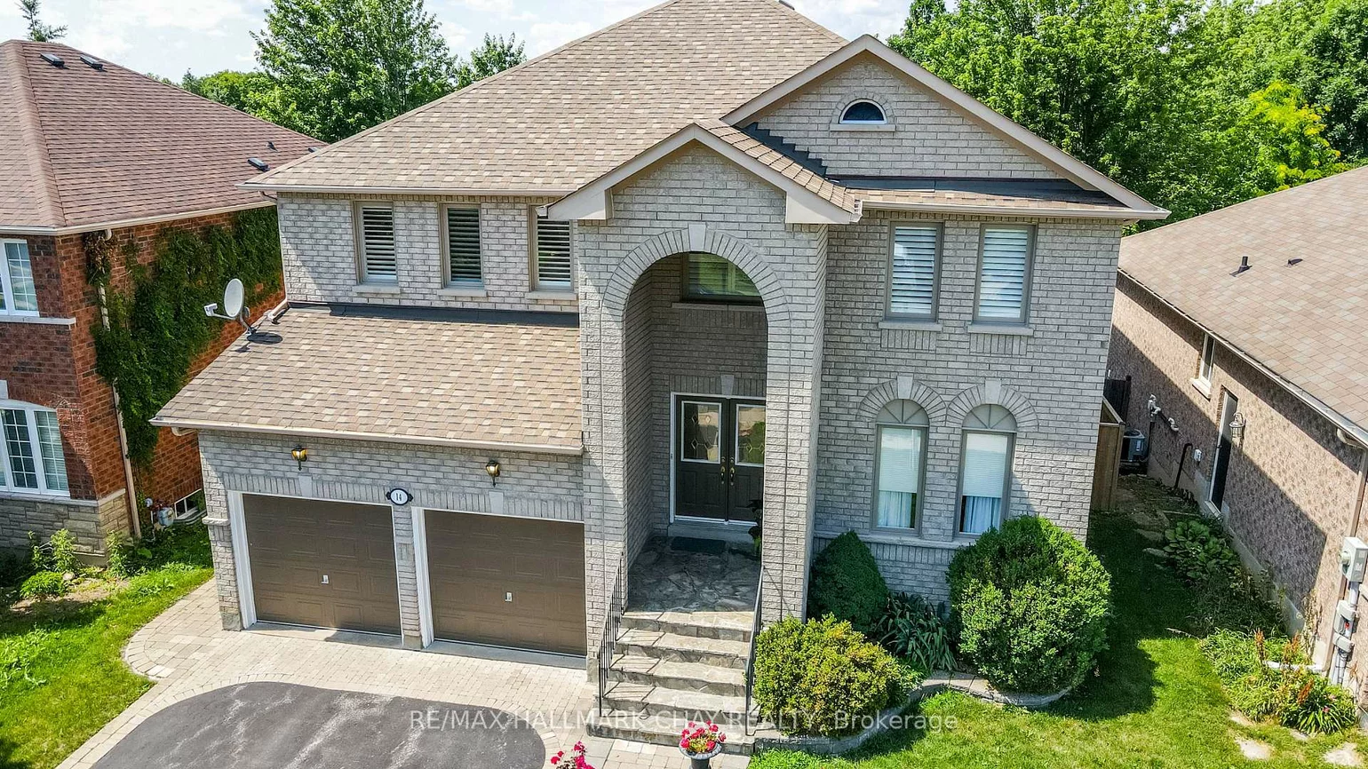 14, Imperial Crown, Innis-Shore, Barrie