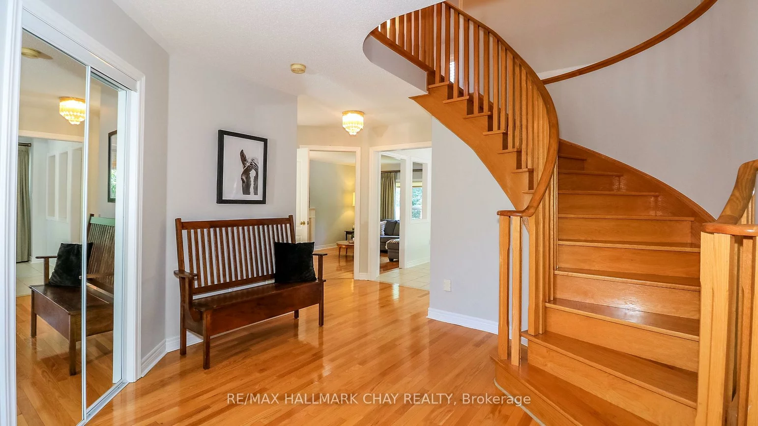 14, Imperial Crown, Innis-Shore, Barrie